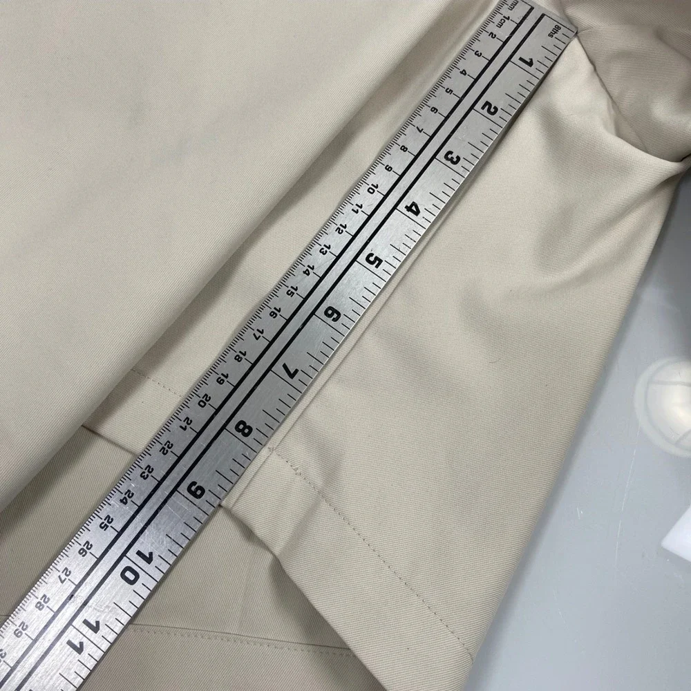 Peter Millar Mens 38 Beige Performance Wicking Golf Shorts Good Solid Khaki Flaw